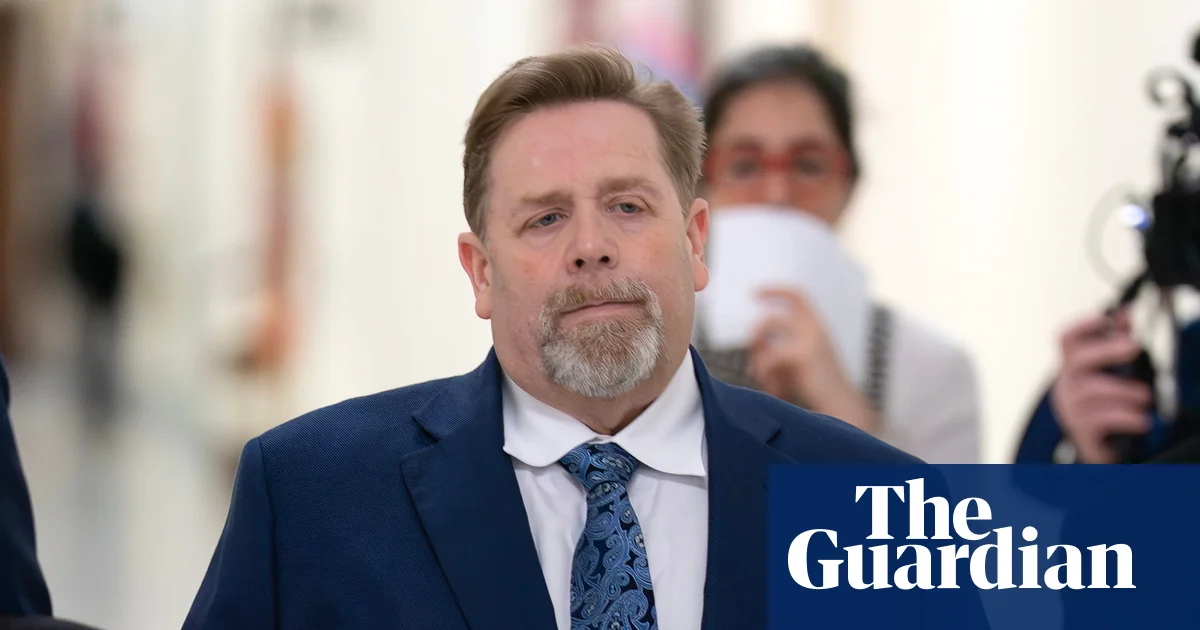 Epstein accountant and lawyer say federal agents never questioned them | Jeffrey Epstein