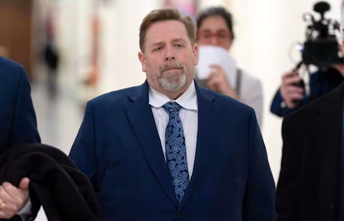 Epstein’s former attorney tells House panel he didn’t know about the abuse