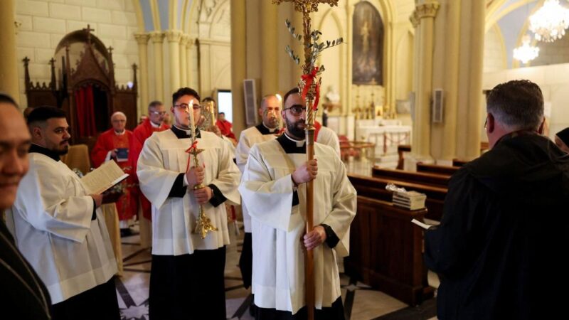 Israel reverses course after barring Palm Sunday Mass in Jerusalem | News