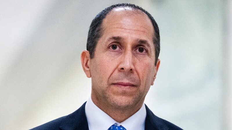 Richard Kahn, Jeffrey Epstein’s longtime accountant, gives closed-door testimony to House Oversight Committee